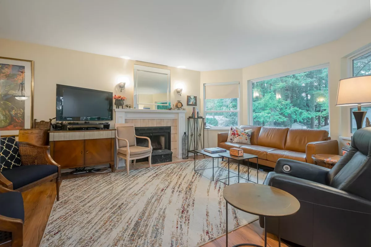 Kitchen Island Photo of 3862 204 Street, Langley, BC