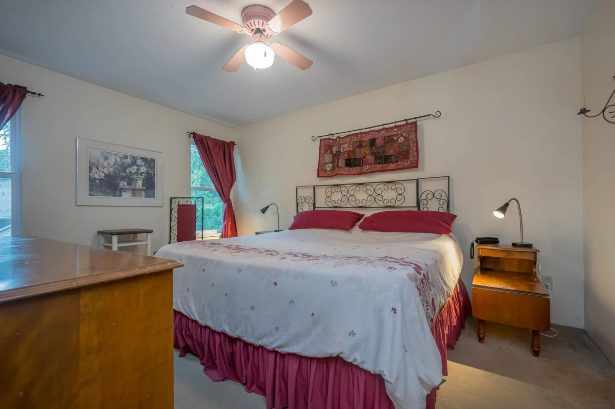 Powder Room Photo of 3862 204 Street, Langley, BC