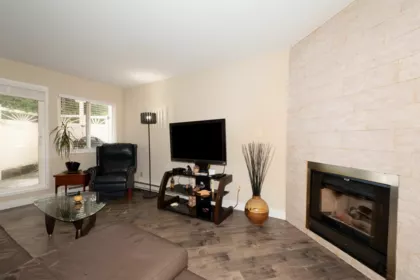 107 1155 Ross Road, North Vancouver, BC, North Vancouver — Apartment/Condo for sale