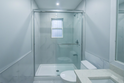 Laundry Room Photo of 1675 136 Street, Surrey, BC