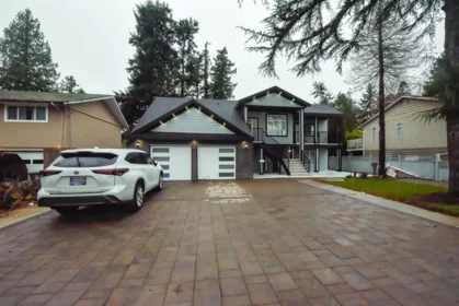 Swimming Pool Photo of 1675 136 Street, Surrey, BC