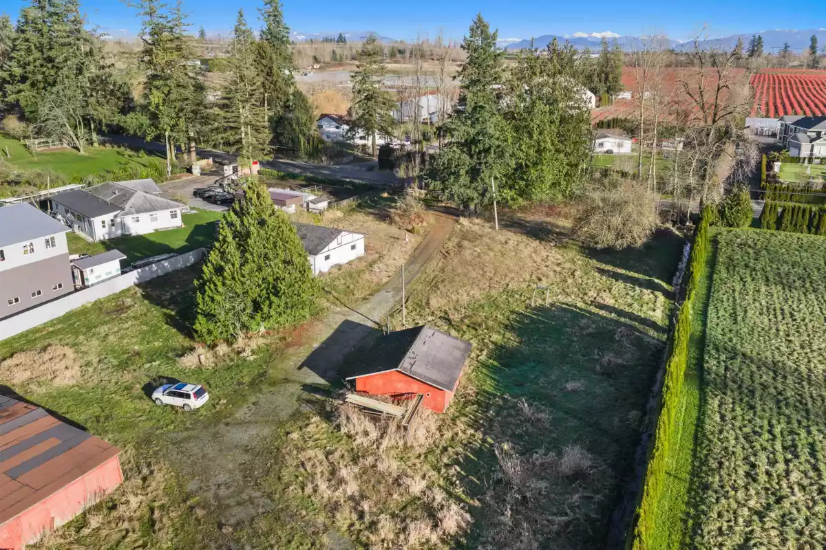 Kitchen Island Photo of 2271 240 Street, Langley, BC