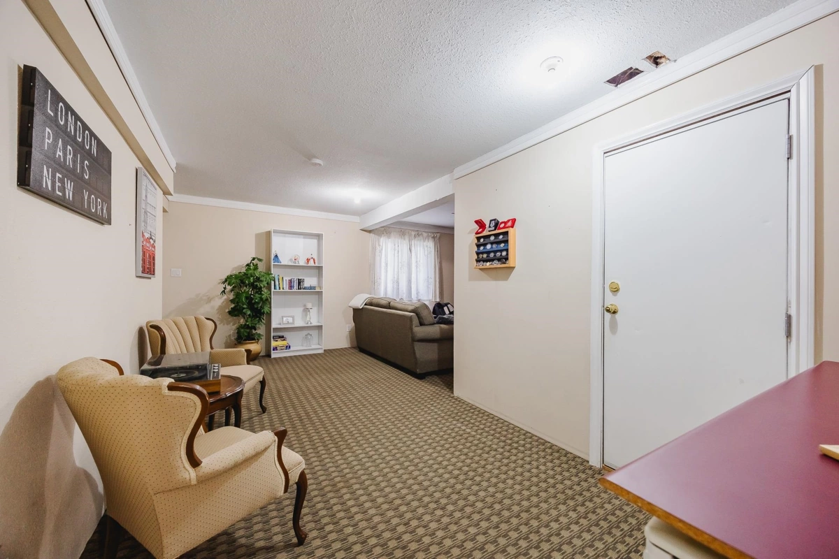 Mudroom Photo of 20492 Thorne Avenue, Maple Ridge, BC