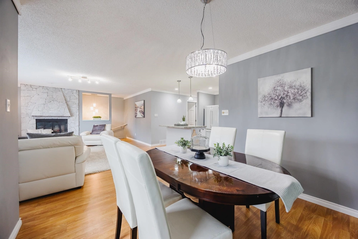 Primary Bathroom Photo of 20492 Thorne Avenue, Maple Ridge, BC