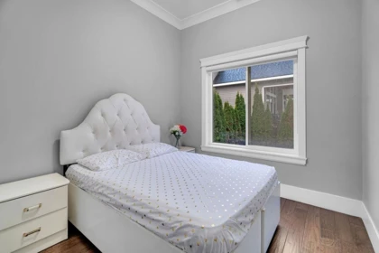 Walk-In Closet Photo of 5529 188a Street, Surrey, BC