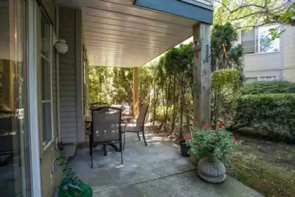 Mudroom Photo of 22 12449 191 Street, Pitt Meadows, BC
