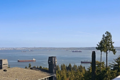 1 5110 Alderfeild Place, West Vancouver, BC
