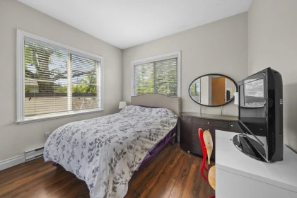 Loft / Bonus Room Photo of 202 7288 No. 3 Road, Richmond, BC