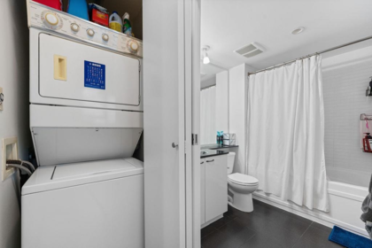 Powder Room Photo of 2205 111 W Georgia Street, Vancouver, BC