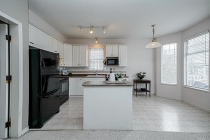 22 6518 121 Street, Surrey, BC