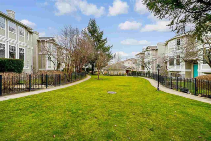 Hallway Photo of 22 6518 121 Street, Surrey, BC