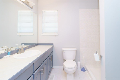 Guest Bathroom Photo of 12060 208 Street, Maple Ridge, BC