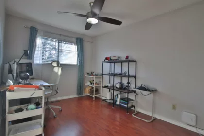 Office / Den Photo of 15971 101a Avenue, Surrey, BC