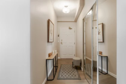 Mudroom Photo of 801 160 W Keith Road, North Vancouver, BC