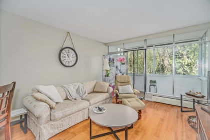 606 1425 Esquimalt Avenue, West Vancouver, BC