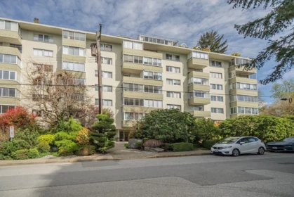 606 1425 Esquimalt Avenue, West Vancouver, BC