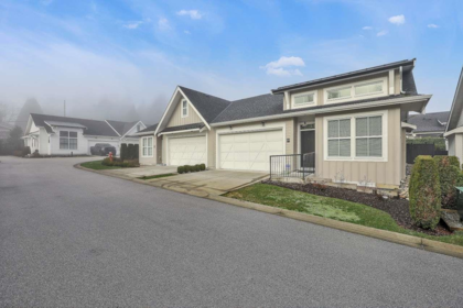 27 5528 148 Street, Surrey, BC, Surrey — Townhouse for sale