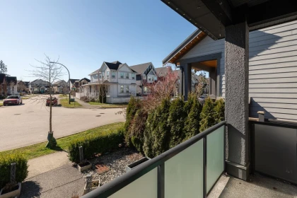 17457 2b Avenue, Surrey, BC