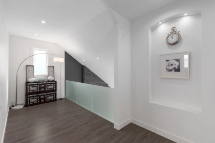 Hallway Photo of 17457 2b Avenue, Surrey, BC