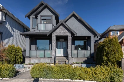 17457 2b Avenue, Surrey, BC