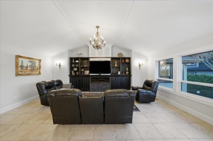 Loft / Bonus Room Photo of 16533 26 Avenue, Surrey, BC