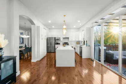 Kitchen Island Photo of 7339 200a Street, Langley, BC