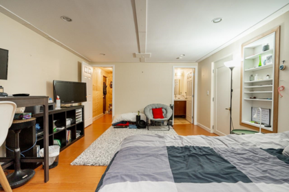 Hallway Photo of 4871 Highlawn Drive, Burnaby, BC