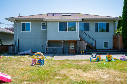 Swimming Pool Photo of 4871 Highlawn Drive, Burnaby, BC