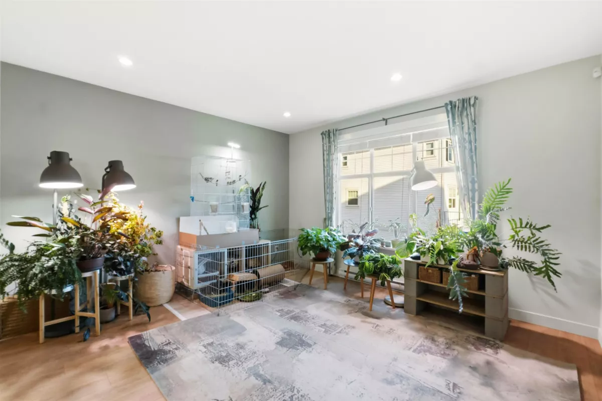 Bedroom 2 Photo of 78 27735 Roundhouse Drive, Abbotsford, BC