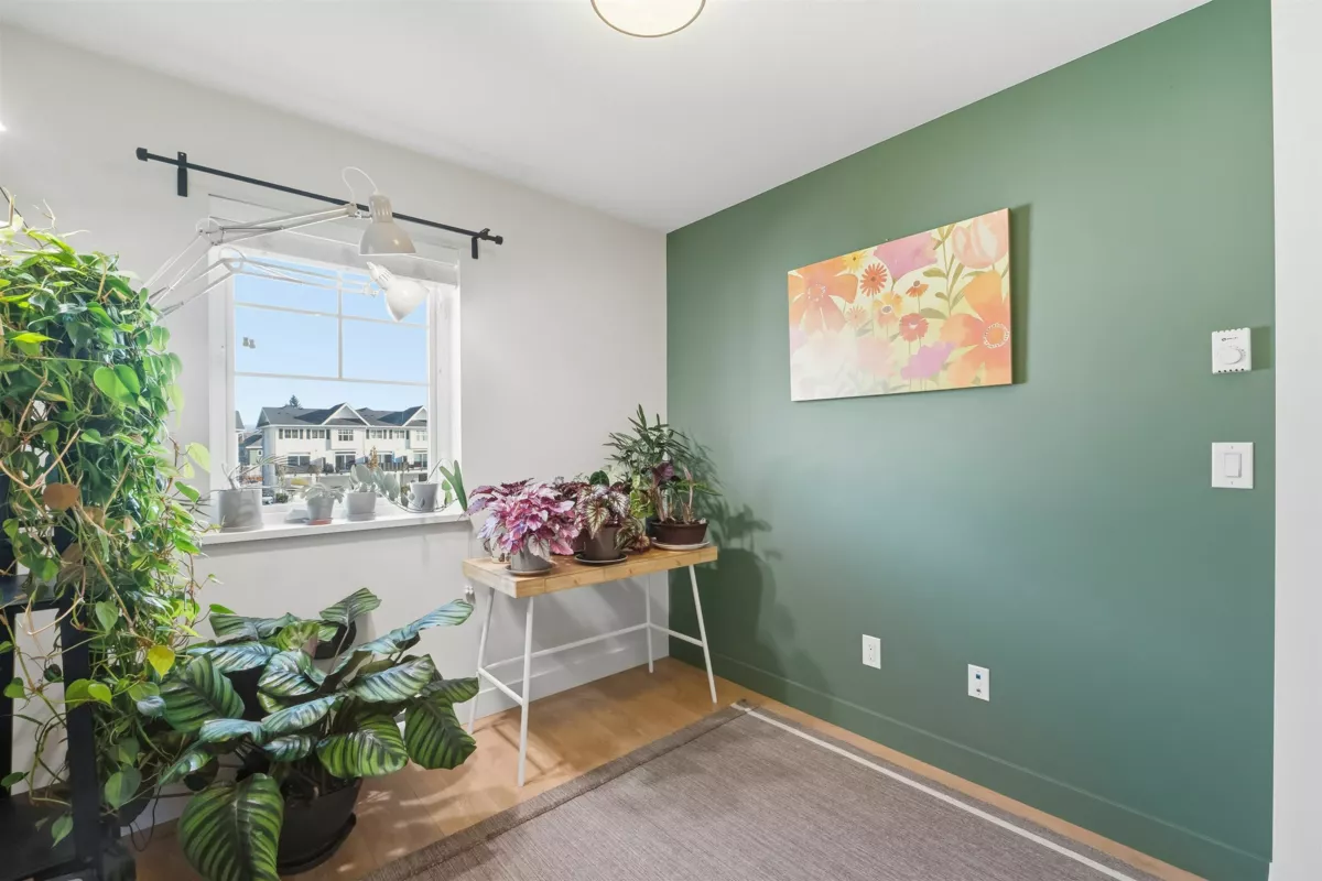 Mudroom Photo of 78 27735 Roundhouse Drive, Abbotsford, BC