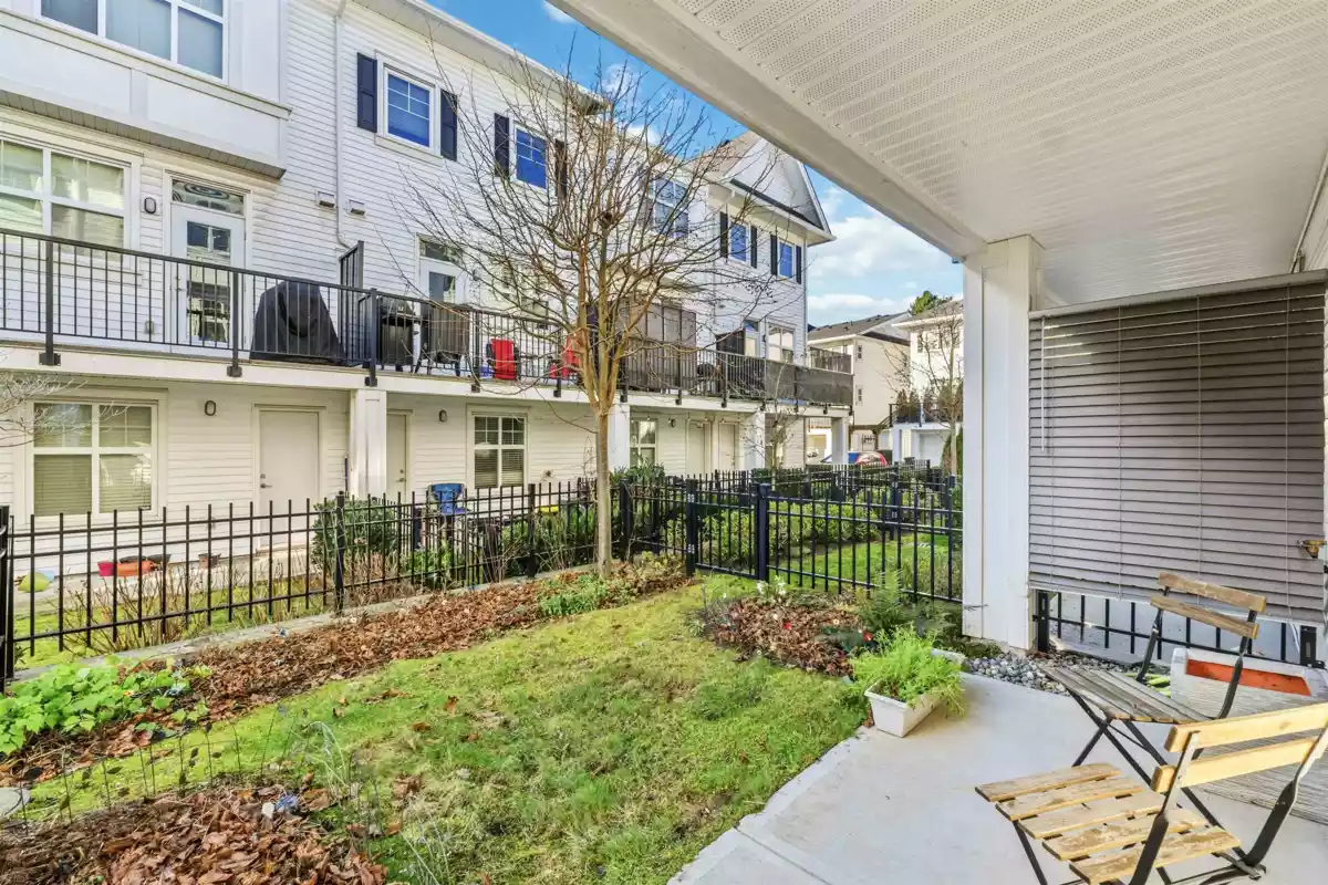 Swimming Pool Photo of 78 27735 Roundhouse Drive, Abbotsford, BC