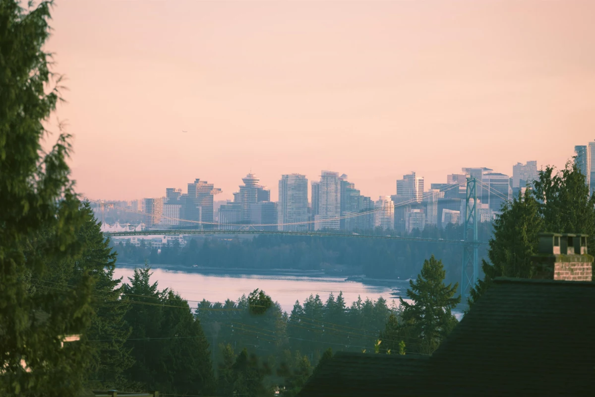 Backyard Photo of 1555 Lawson Avenue, West Vancouver, BC