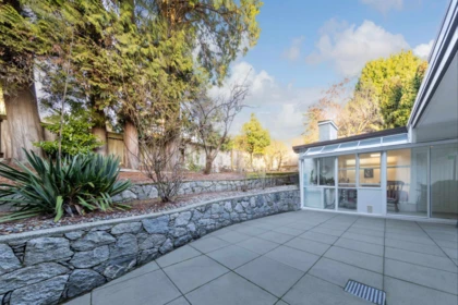 Outdoor Patio Photo of 1555 Lawson Avenue, West Vancouver, BC