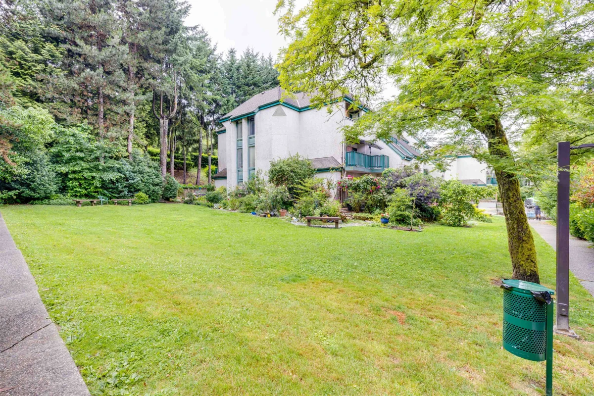 Mudroom Photo of 404 340 Ginger Drive, New Westminster, BC