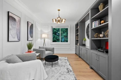 Hallway Photo of 9075 164 Street, Surrey, BC
