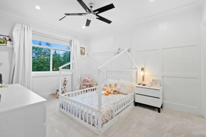 Staircase Photo of 9075 164 Street, Surrey, BC