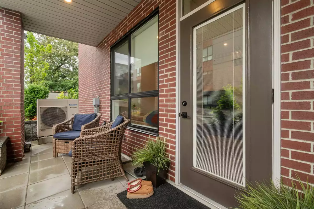 Guest Bathroom Photo of 103 45511 Campus Drive, Chilliwack, BC