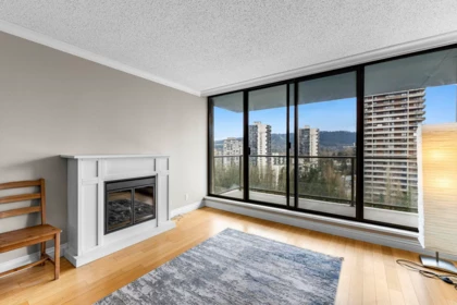 1607 3970 Carrigan Court, Burnaby, BC, Burnaby — Apartment/Condo for sale