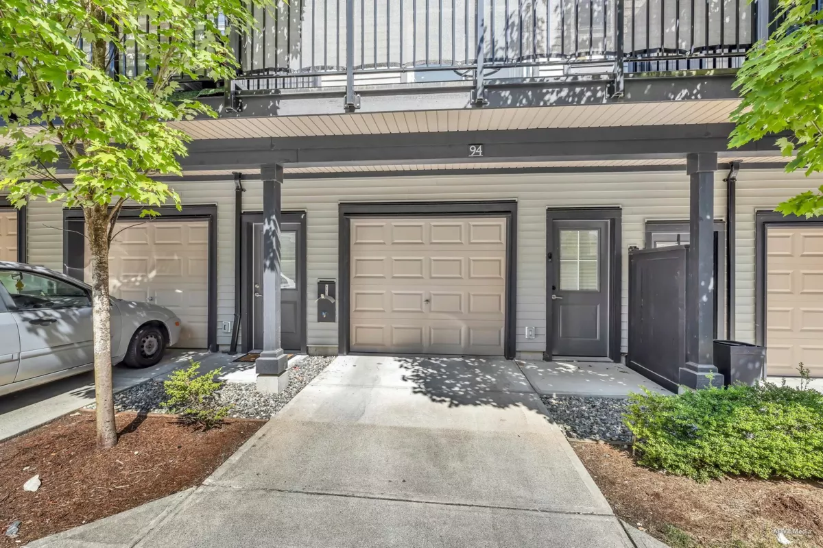Dining Area Photo of 94 30930 Westridge Place, Abbotsford, BC