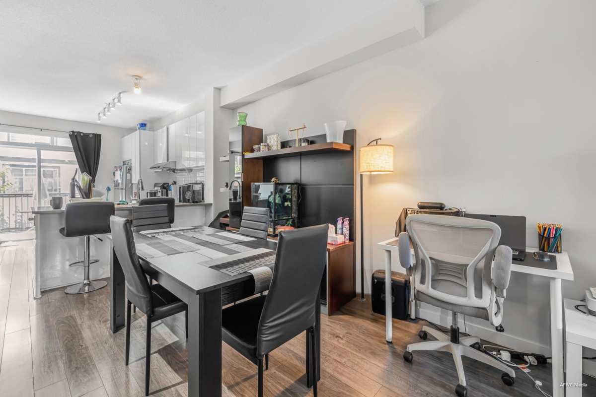 Pantry Photo of 94 30930 Westridge Place, Abbotsford, BC