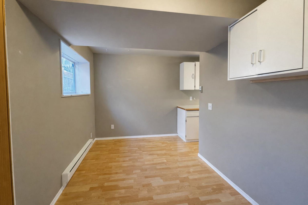 Hot Tub / Spa Photo of 32052 Melmar Avenue, Abbotsford, BC