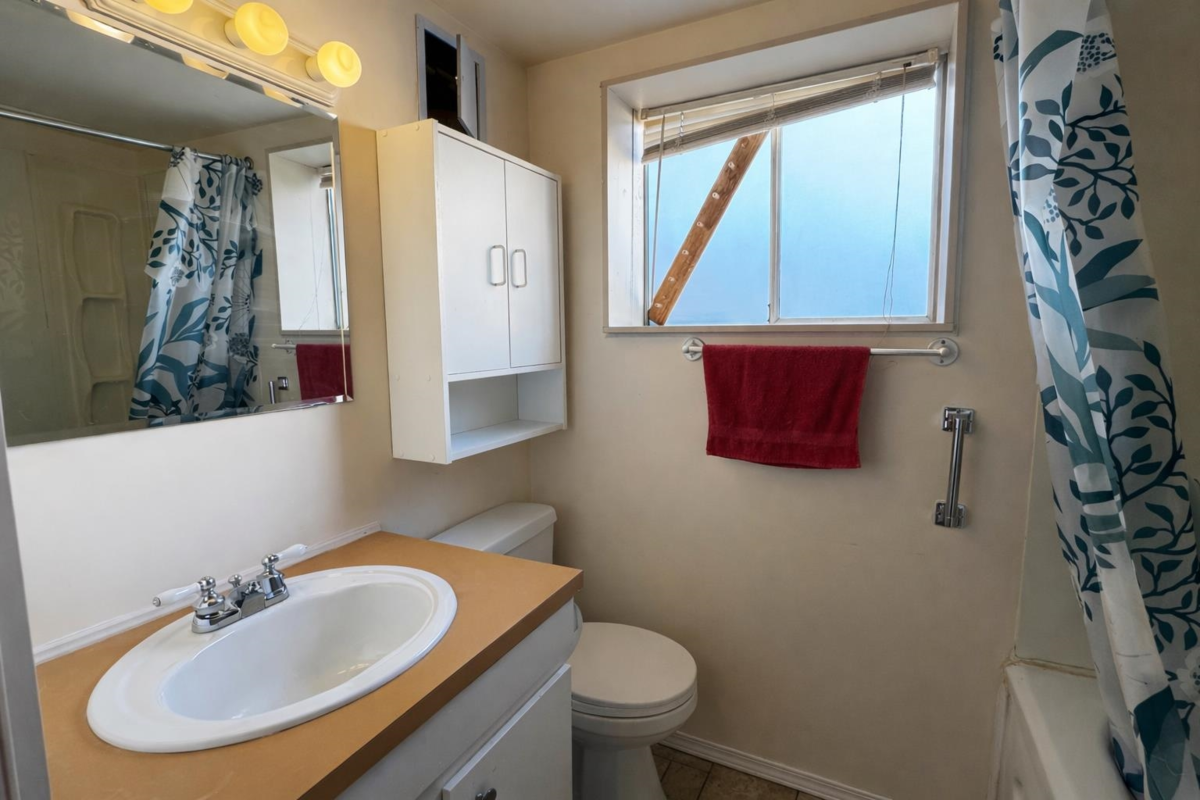 Neighborhood Park Photo Near 32052 Melmar Avenue, Abbotsford, BC