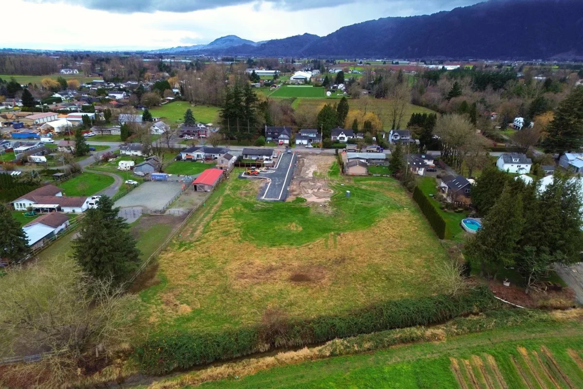 Living Room Photo of 4 4520 No 3 Road, Yarrow, BC