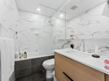 Hallway Photo of 2807 4711 Hazel Street, Burnaby, BC