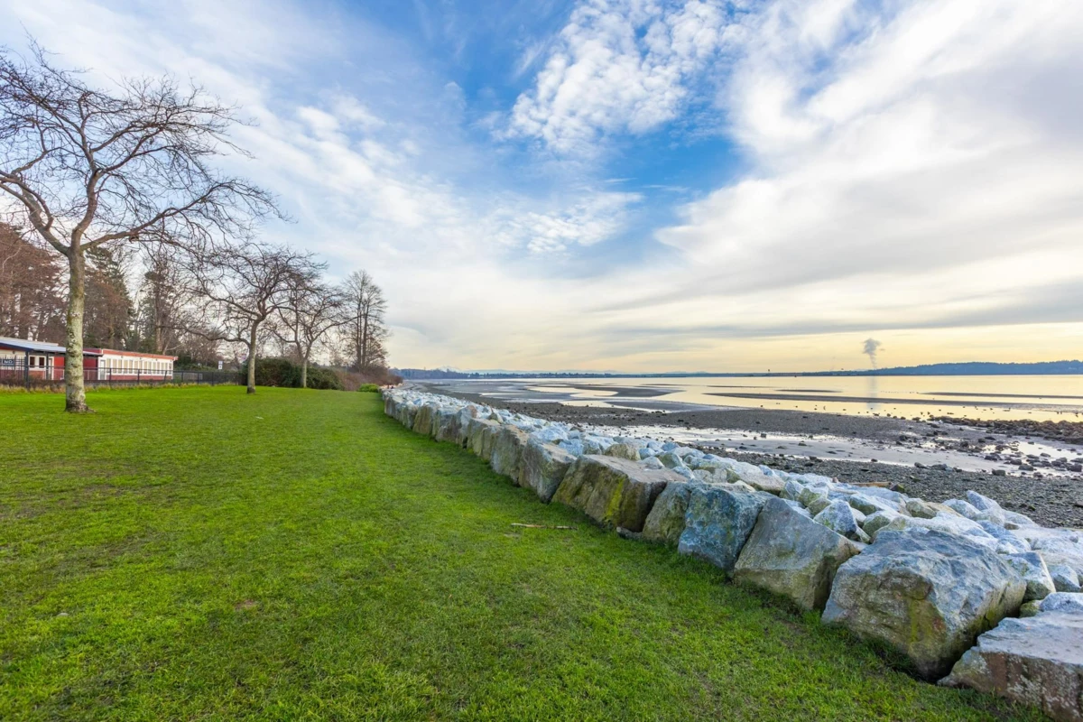 Playground / Recreational Area Near 105 15621 Marine Drive, White Rock, BC
