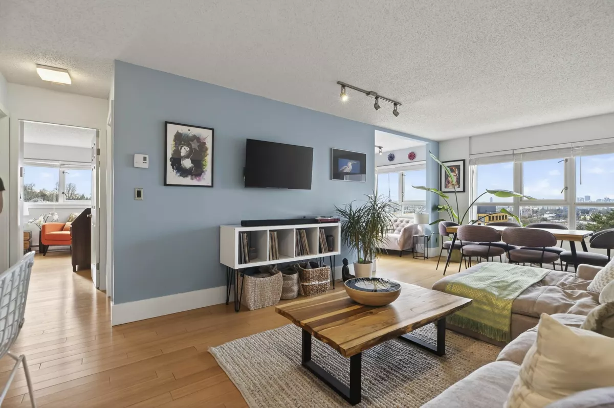Office / Den Photo of 803 1833 Frances Street, Vancouver, BC