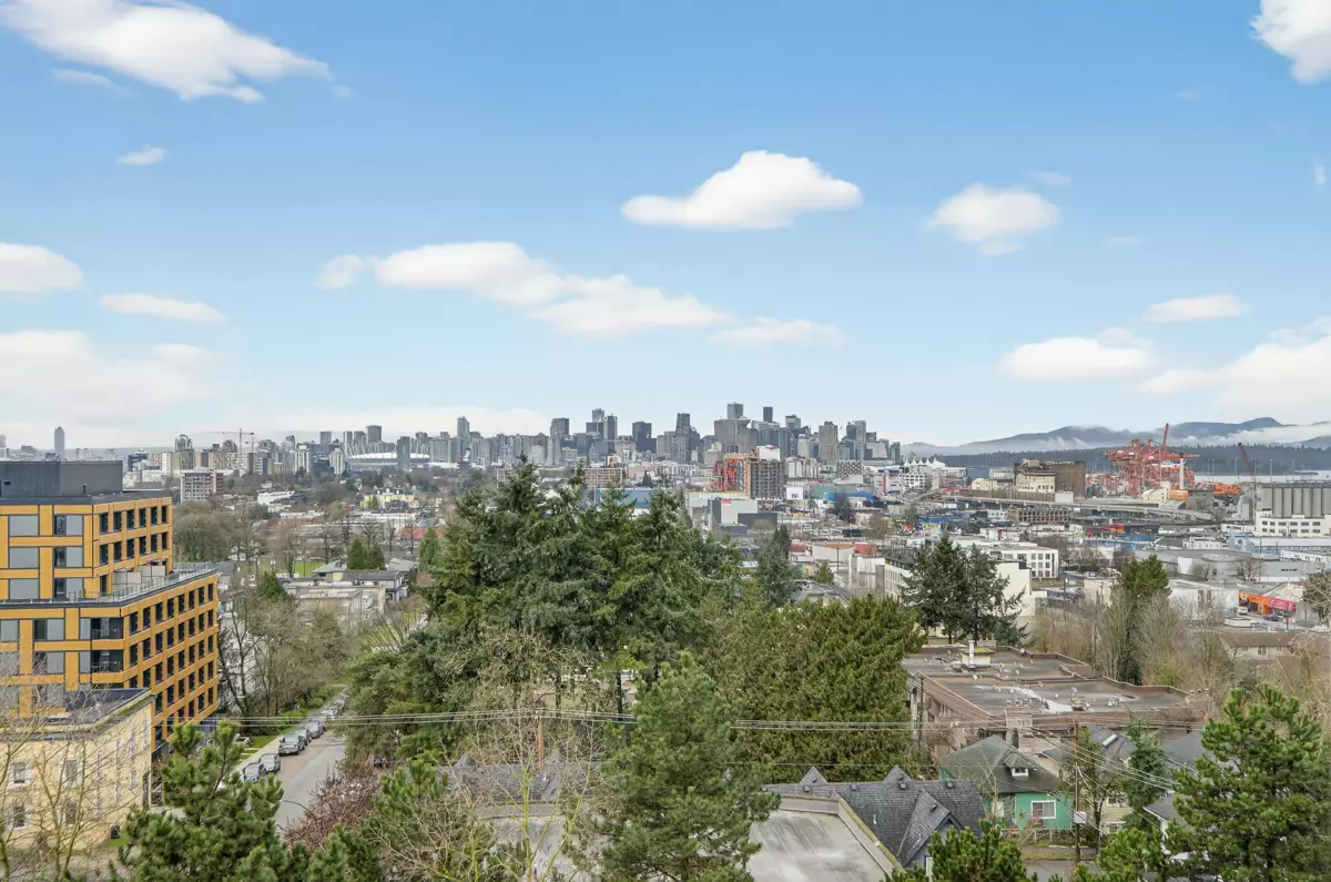 Primary Bedroom Photo of 803 1833 Frances Street, Vancouver, BC