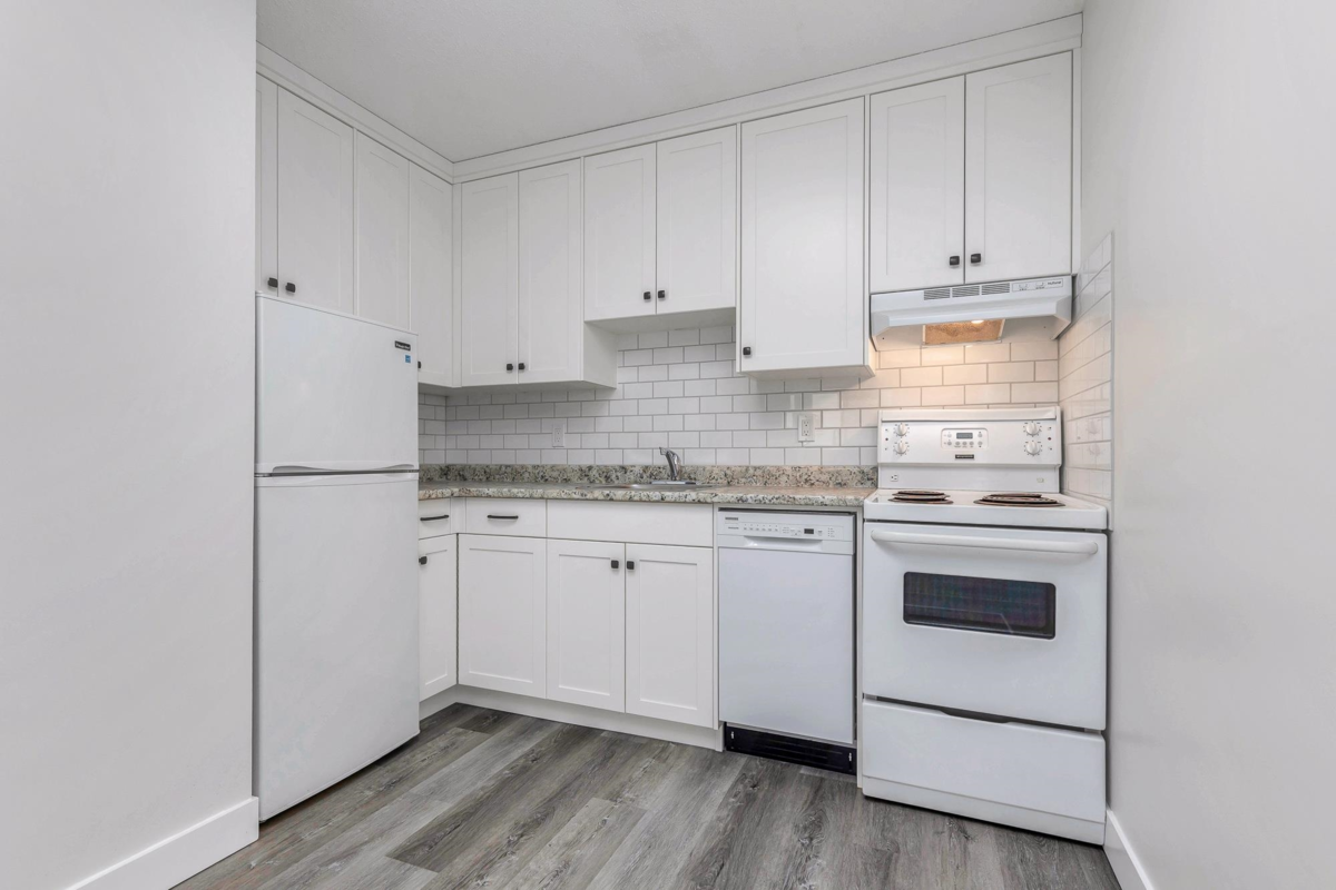 Breakfast Nook Photo of 105 45749 Spadina Avenue, Chilliwack, BC