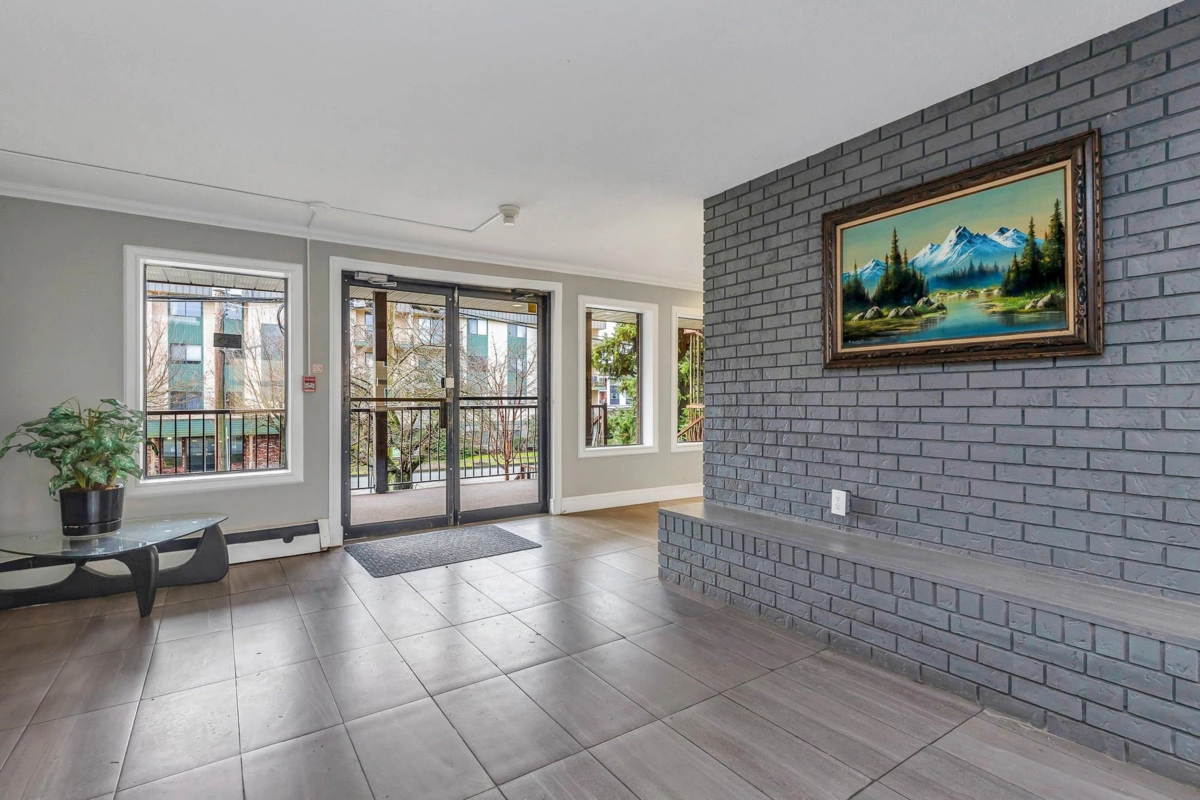 Dining Area Photo of 105 45749 Spadina Avenue, Chilliwack, BC