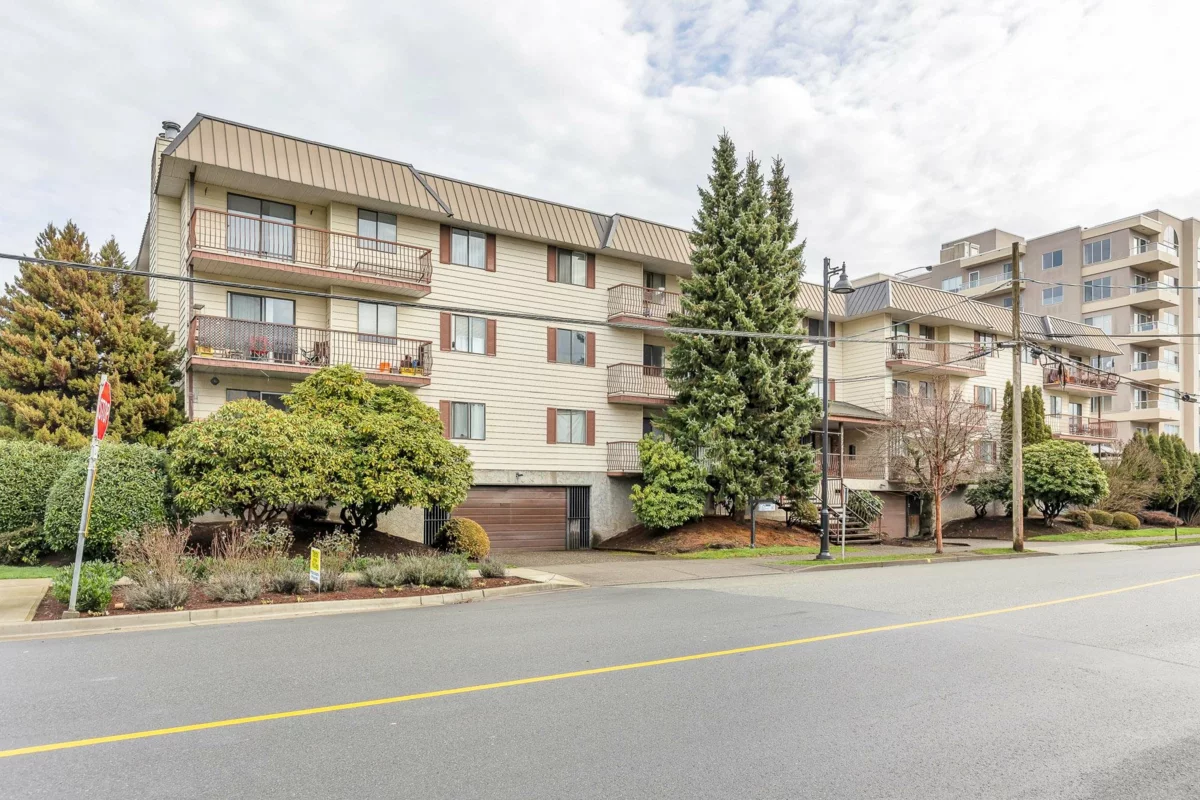 Exterior Rear Photo of 105 45749 Spadina Avenue, Chilliwack, BC